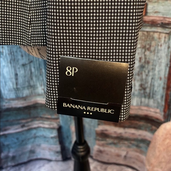 Banana Republic black and white blazer NWT, size 8P - Picture 8 of 12